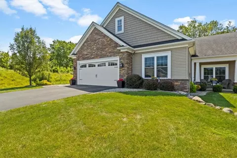 31 Tannon Dr, Fairport, NY 14450