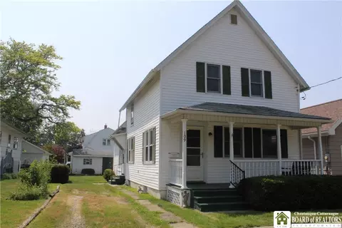 109 S Warsaw St, Dunkirk, NY 14048