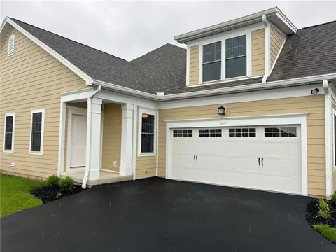 257 Bretlyn Cir, Rochester, NY 14618