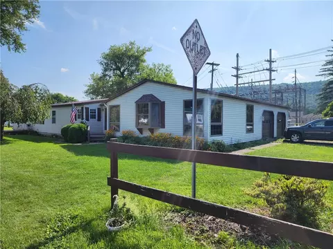 15 Donald Dr, Moravia, NY 13118