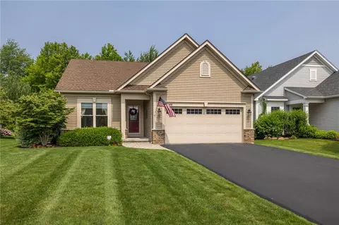 1248 Clear Pond Ln, Webster, NY 14580