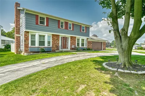 681 English Rd, Greece, NY 14616