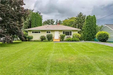 5034 North Rd, Canandaigua, NY 14424