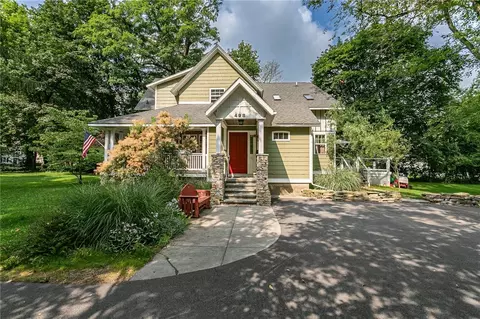 498 Castle St, Geneva, NY 14456