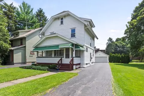 110 Yarmouth Rd, Rochester, NY 14610