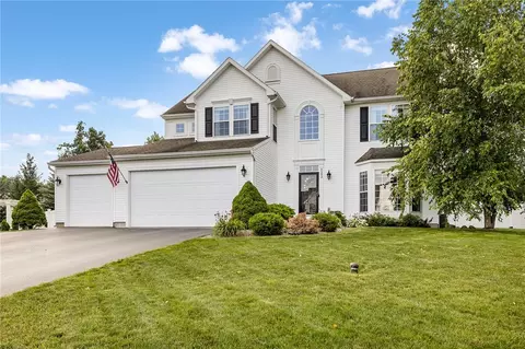 4592 Mystic Dr, Onondaga, NY 13078