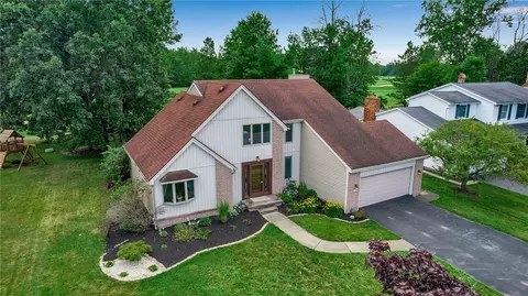 135 White Cedar Dr, East Amherst, NY 14051
