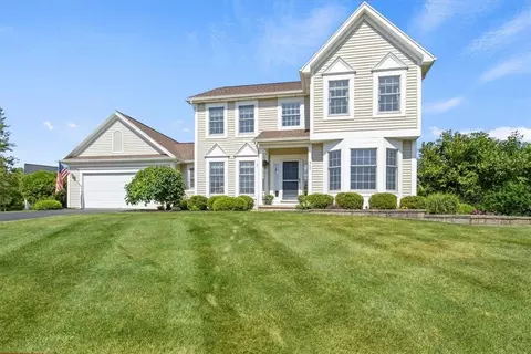 969 Sagamore Way, Victor, NY 14564