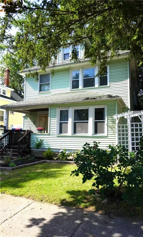 20 Ernestine St, Rochester, NY 14619