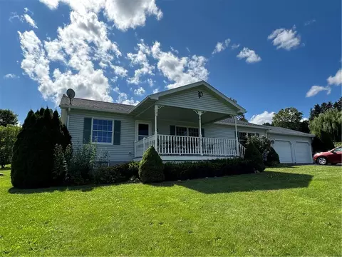 1810 N Main St, Benton, NY 14527