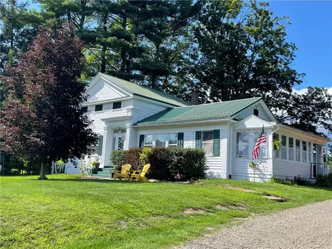 7574 County Highway 10, Davenport, NY 13750