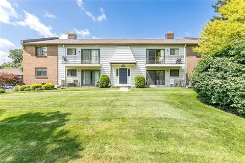 19 Great Wood Ct # -1, Perinton, NY 14450
