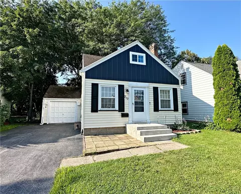 217 Cherry Rd, Rochester, NY 14612
