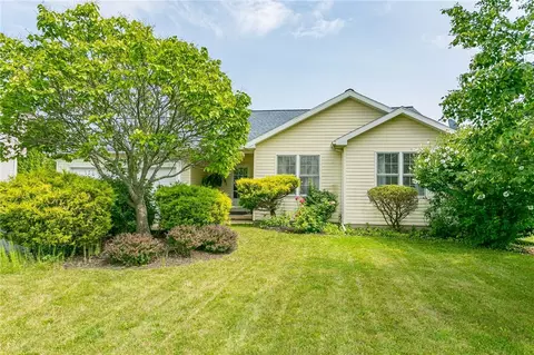 131 Alverstone, West Henrietta, NY 14586