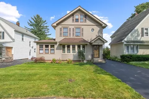 34 Lafayette Rd, Irondequoit, NY 14609