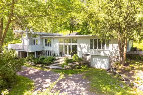 233 Woodchuck Rd, Roxbury, NY 12474