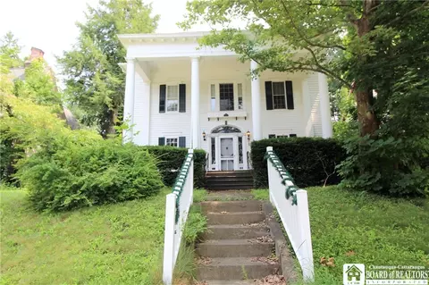 518 Lakeview Ave, Jamestown, NY 14701