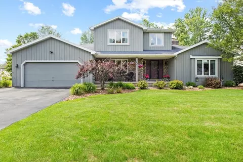 27 W Forest Dr, Chili, NY 14624