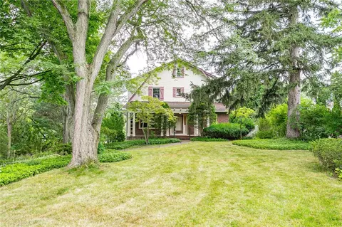 17 Edgewood Ave, Rochester, NY 14618