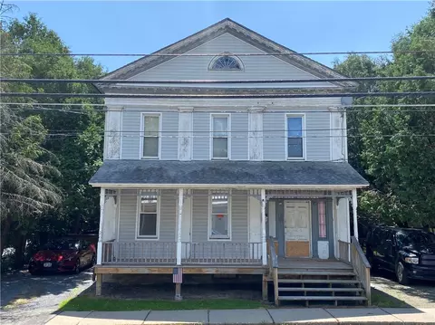 92 2nd St, Sanford, NY 13754