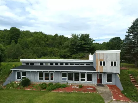 10195 County Route 92, Wayland, NY 14572