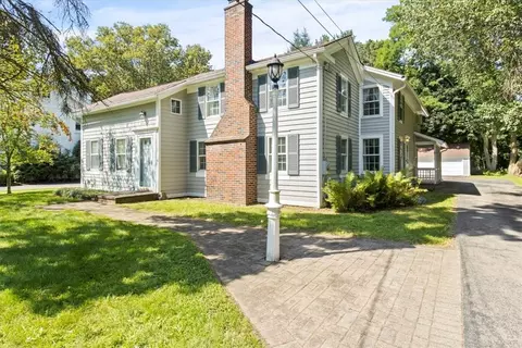 1032 Penfield Rd, Rochester, NY 14625