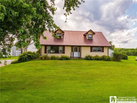 5171 Thornton Rd, Gerry, NY 14740