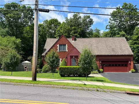 52 Union St, Sidney, NY 13838