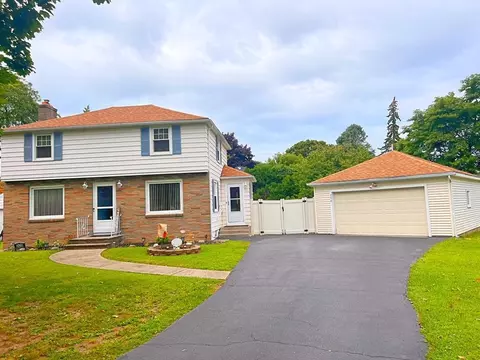 320 Hartsdale Rd, Irondequoit, NY 14622