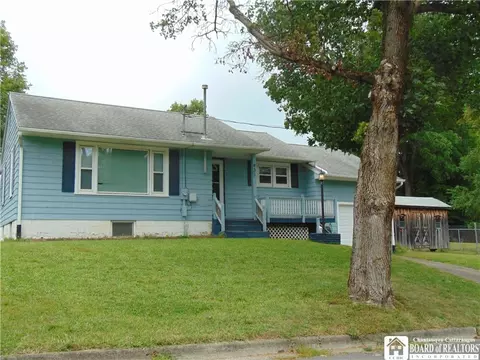 431 Hallock St, Jamestown, NY 14701
