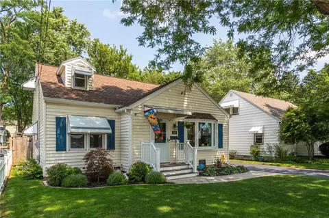 259 W Ivy St, East Rochester, NY 14445