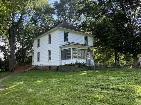 423 Savage Rd, Riga, NY 14428