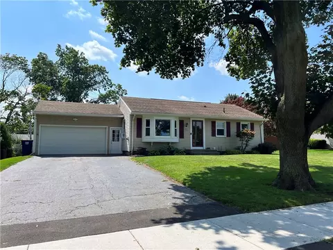 329 Rumson Rd, Greece, NY 14616