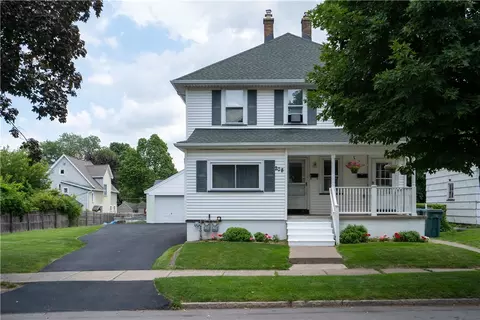 208 Norran Dr, Rochester, NY 14609