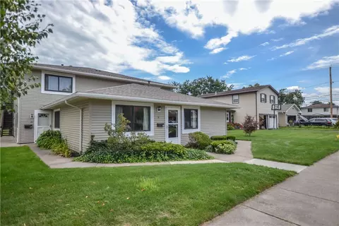 14 De Paul Dr, East Rochester, NY 14445