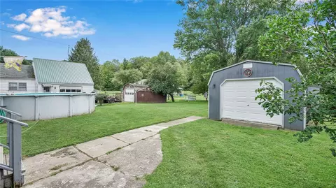 40 Elm St, Eldred, PA 16731 photo 3