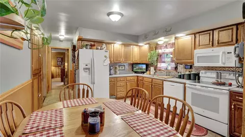 40 Elm St, Eldred, PA 16731 photo 8