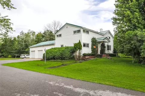 1984 Peter Smith Rd, Kendall, NY 14476