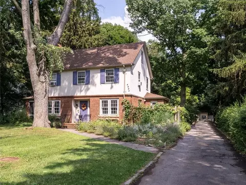 4004 Saint Paul Blvd, Irondequoit, NY 14617