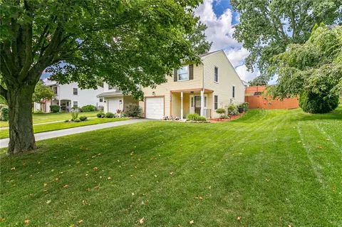 214 Willow Pond Way, Penfield, NY 14526