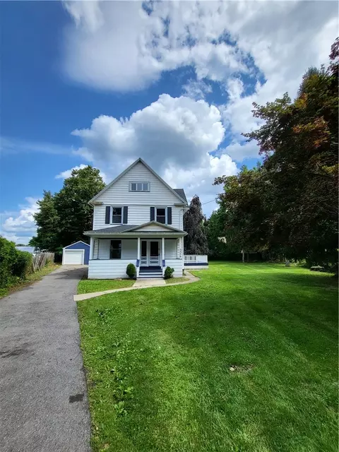 3376 Saint Paul Blvd, Irondequoit, NY 14617