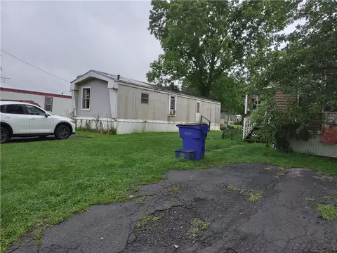 33 Middle, Brutus, NY 13166