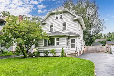 115 Seville Dr, Irondequoit, NY 14617