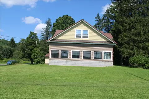 2282 State Highway 205, Mount Vision, NY 13810