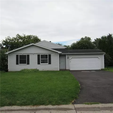 9 Yarrow, West Henrietta, NY 14586