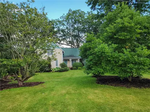 9016 Wixson Rd, Wayne, NY 14840