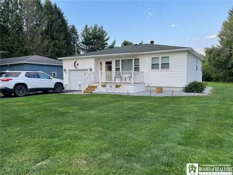 2202 Saint Christopher Dr, Allegany, NY 14706