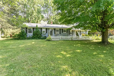 240 Walworth Penfield Rd, Macedon, NY 14502