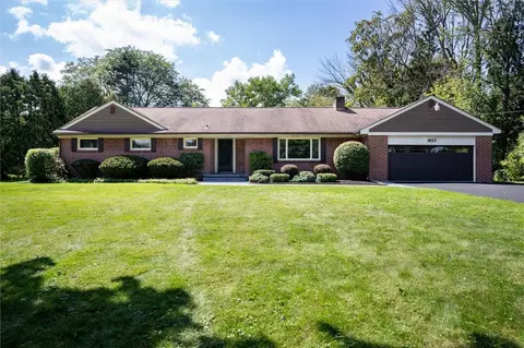 1621 Five Mile Line Rd, Penfield, NY 14526