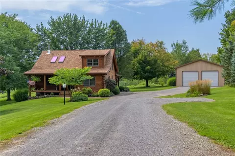4516 Hotel Dr, Marion, NY 14505